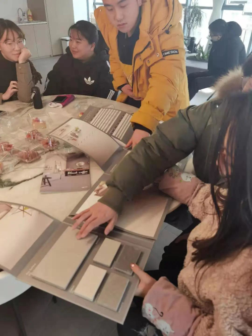 2 90+設(shè)計(jì)師鑒磚活動(dòng)1.jpg