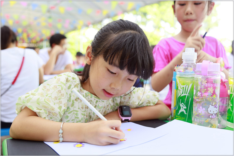 特寫(xiě) (1).JPG